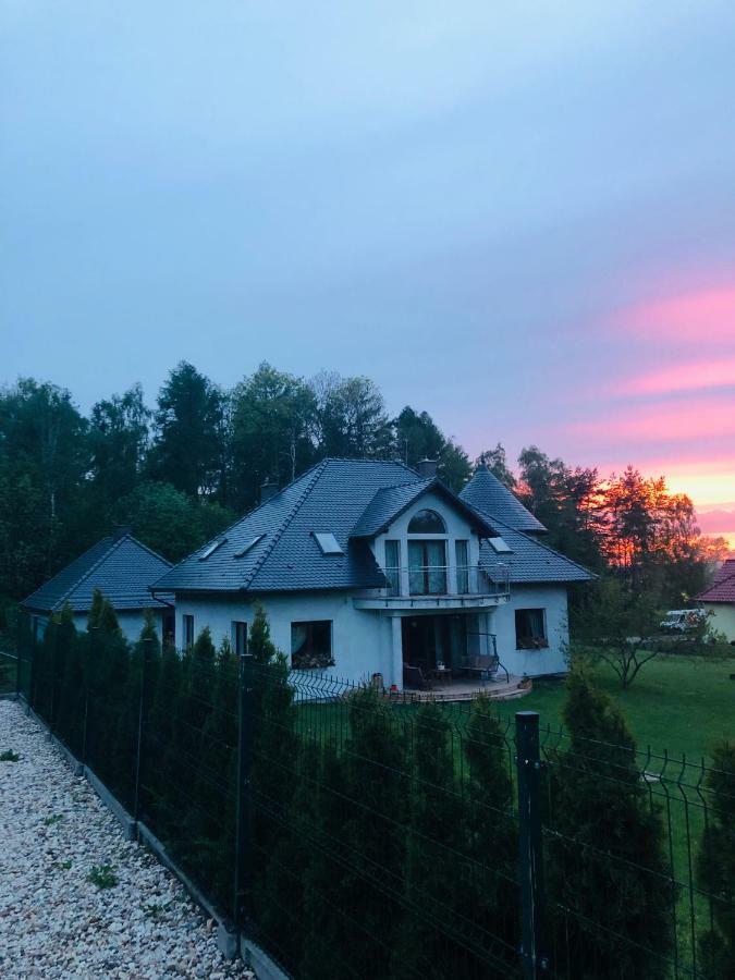 Nibylandia Dom Pod Lasem Nowa Wies Grodziska Buitenkant foto