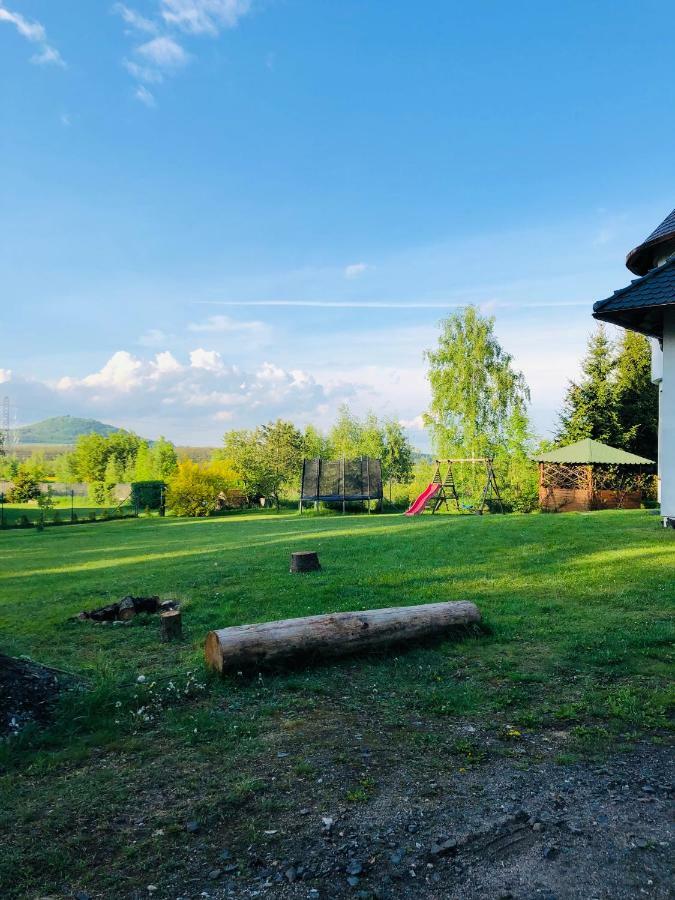 Nibylandia Dom Pod Lasem Nowa Wies Grodziska Buitenkant foto